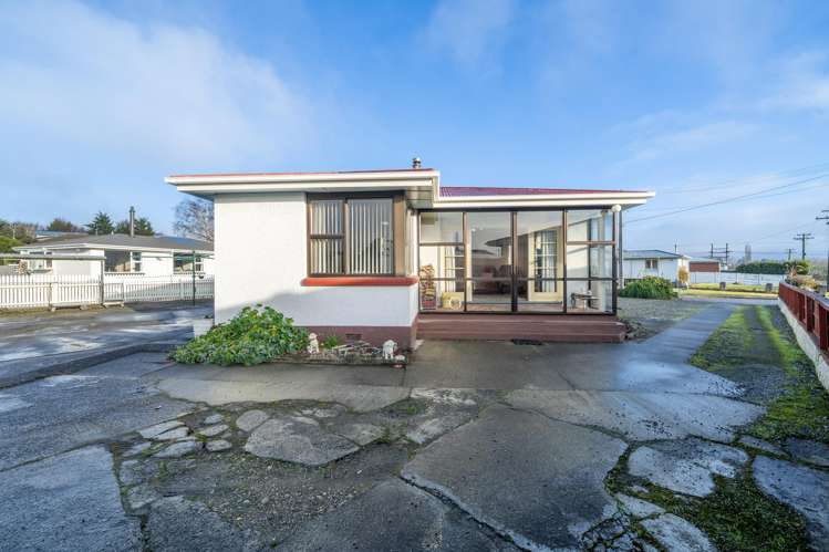 12 Anderson Place Gore Surrounds_25