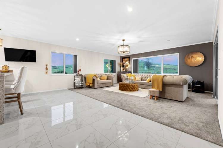 72 Lowry Road Bombay_6