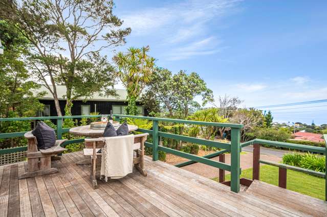 22 Victoria Road South Onetangi_4