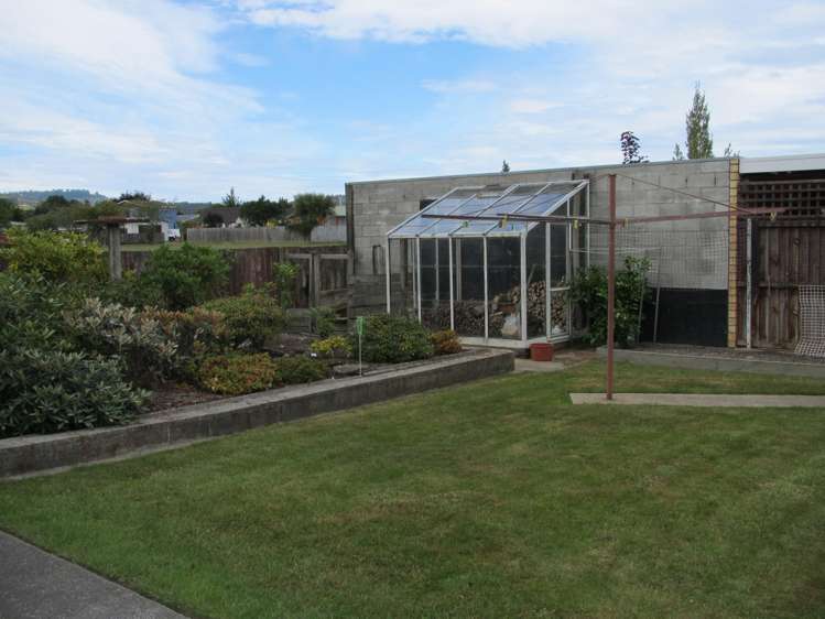 10 Walnut Place Mosgiel_14