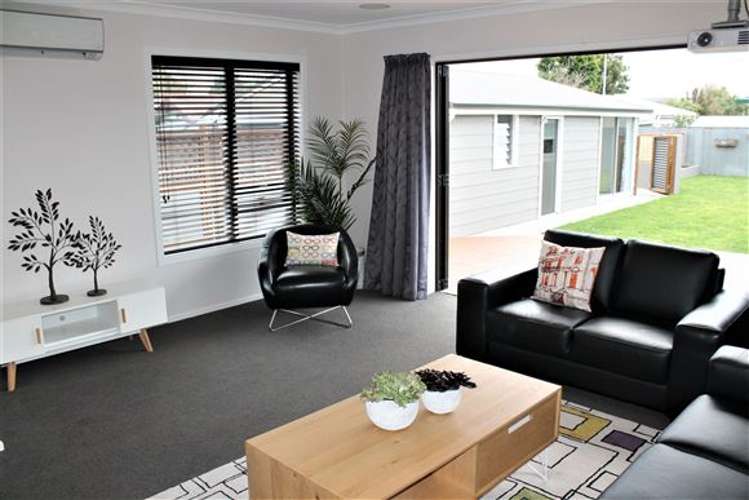 27 Dunedin Street Redwood_5