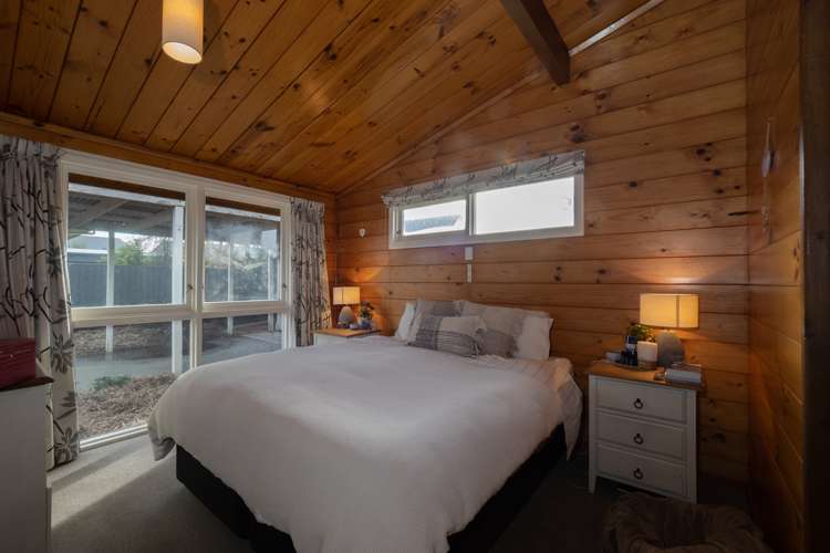 30 Churchill Avenue Allenton_11