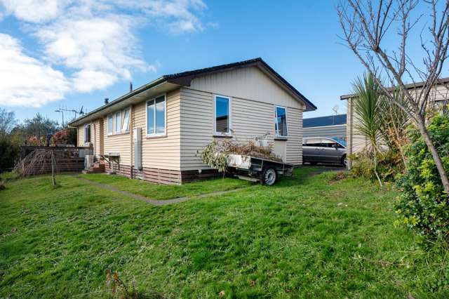 27 Te Rangitautahanga Road Turangi_2