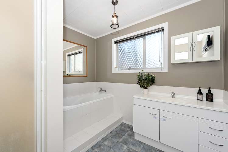 44 Herbert Road Queenwood_16