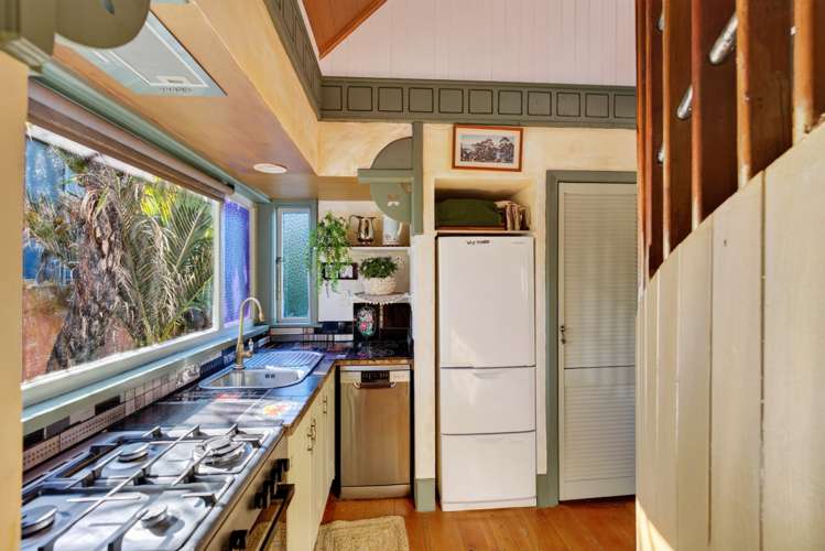 37A Gillies Crescent Waimarama_10
