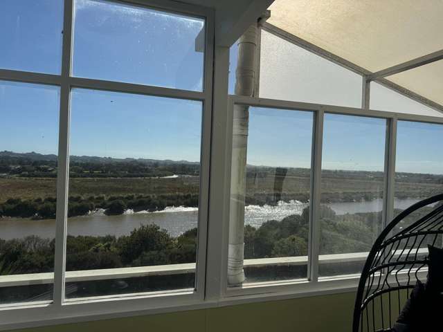 88 Commercial Road Helensville_2