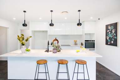 324A College Street_1