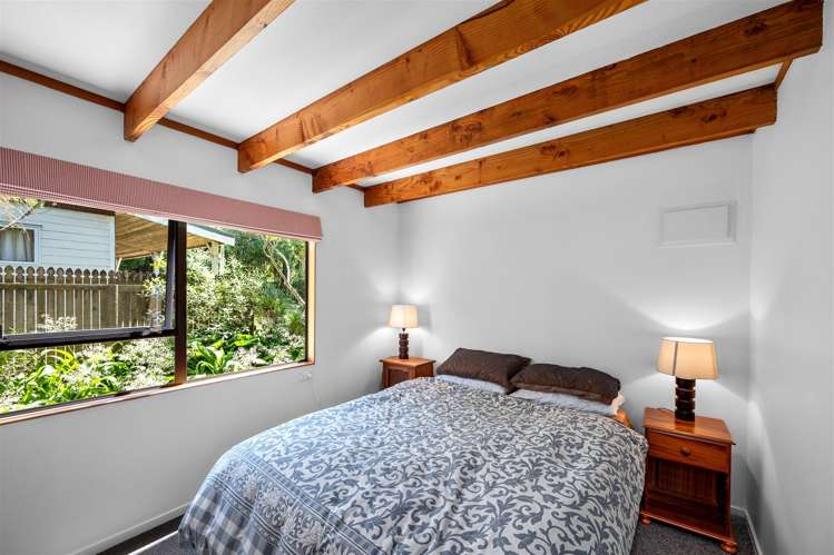 85 Bishop Road Parapara_15