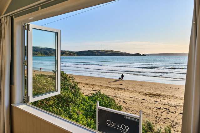 8 South Beach Road Plimmerton_1