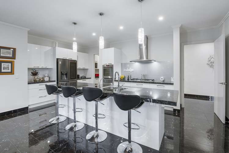 7 Shillingford Boulevard Rolleston_2