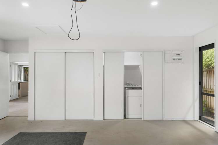 4 Lightning Close Wigram_17