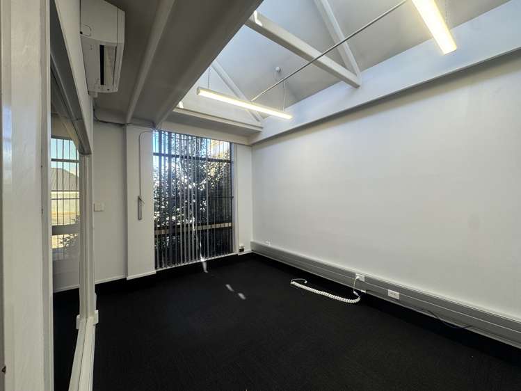 112 Gordon Road Mosgiel_9