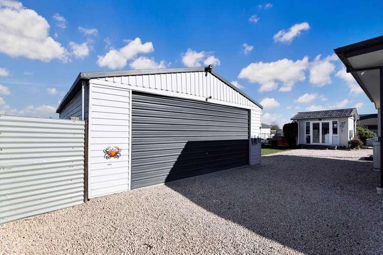 227 Racecourse Road Allenton_27