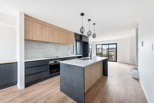 74 Wallace Road Hobsonville_3