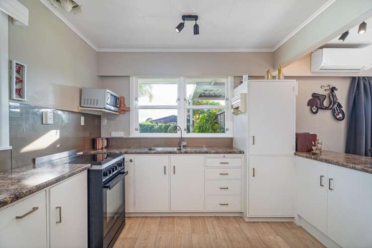2b Sarah Avenue Whitianga_16