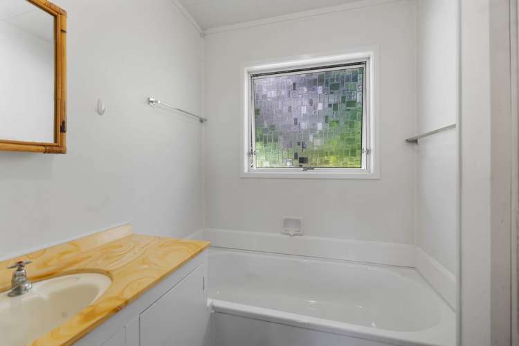 10 Telstar Place Beach Haven_18