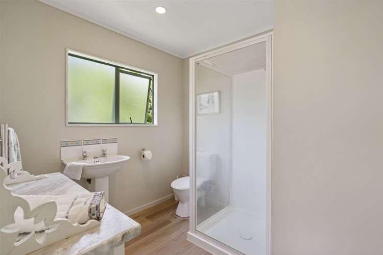 2/883 East Coast Road Northcross_18