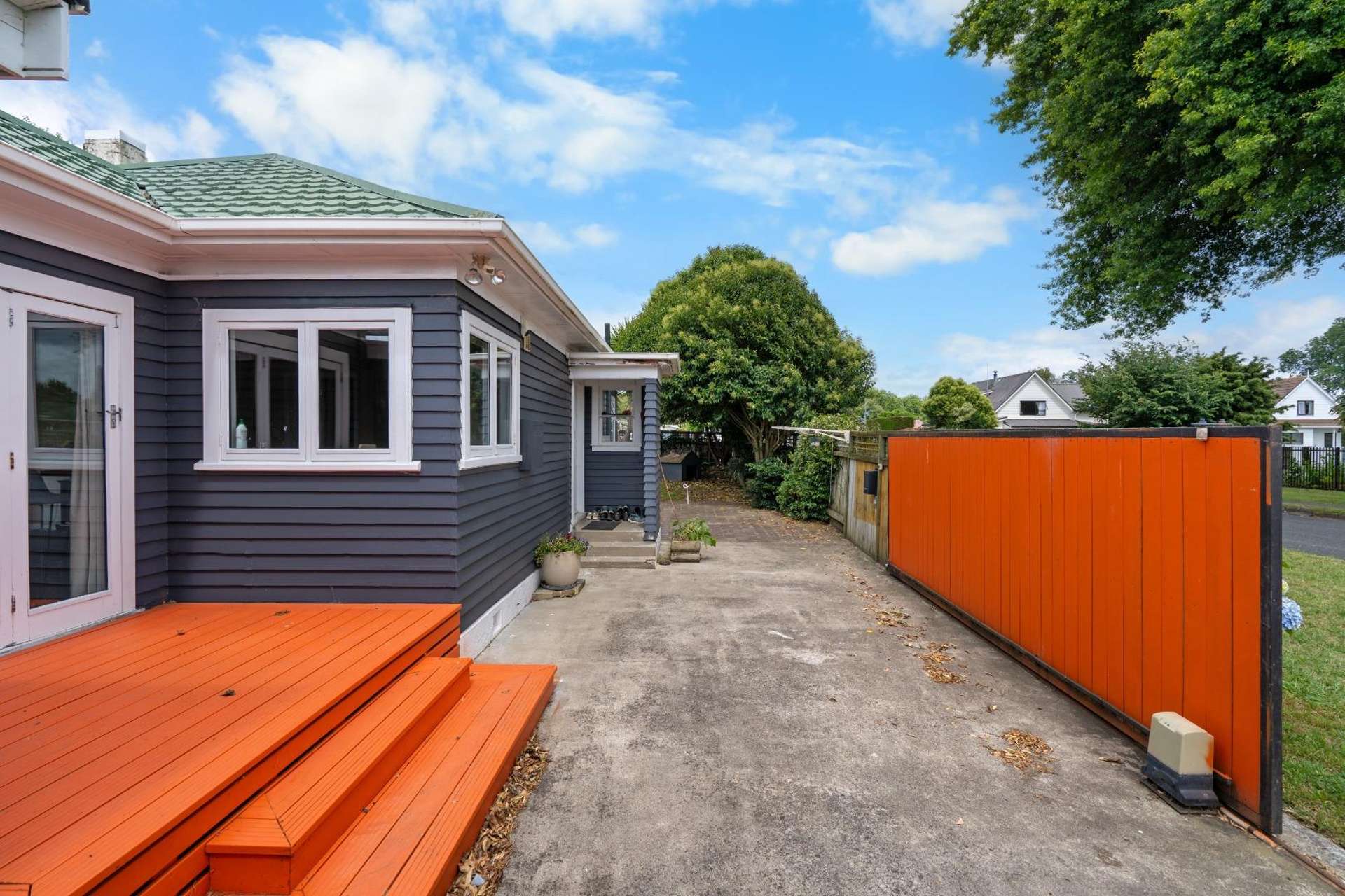 89 Grey Street 11373_0