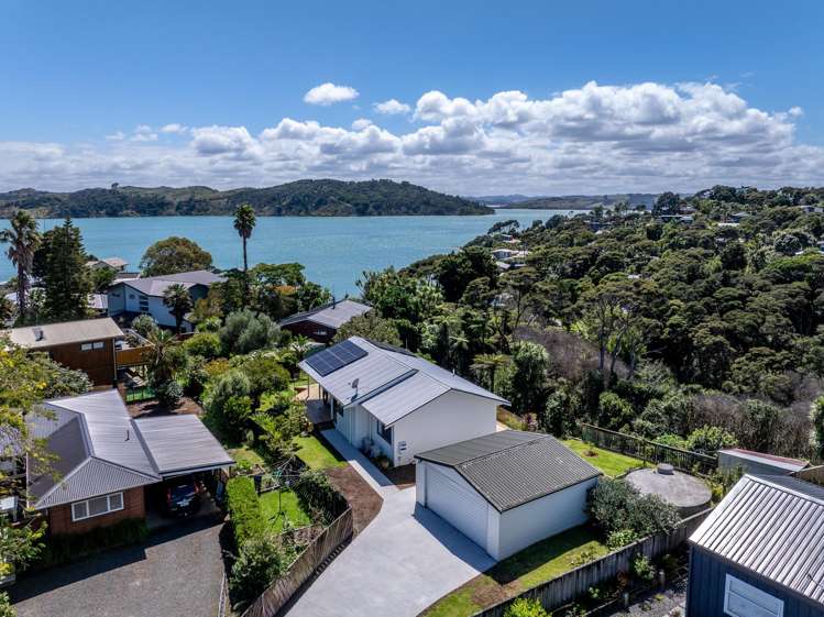 11 Sunshine Rise Raglan_0