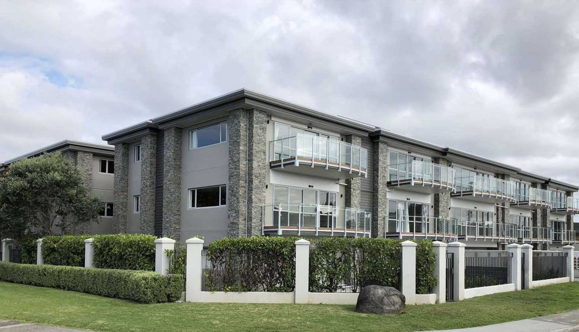 203/252 Centreway Road Orewa_0