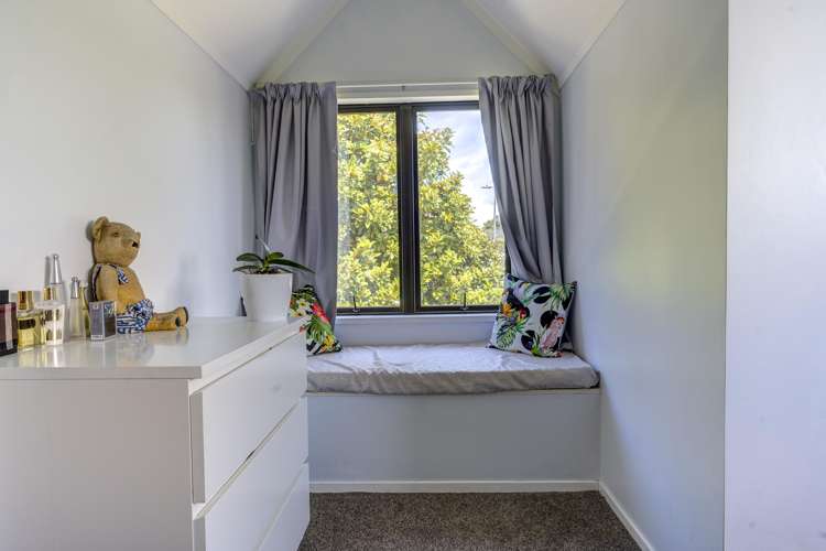 6 Chestnut Place Pukete_10