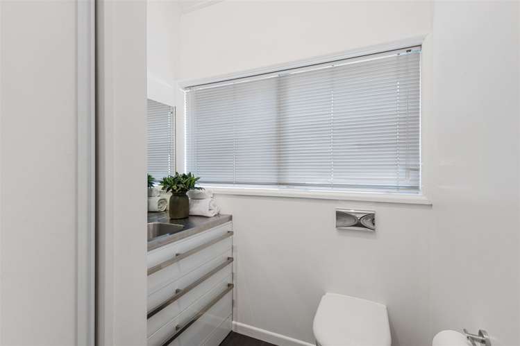 15a Saint Winifreds Place Bryndwr_11