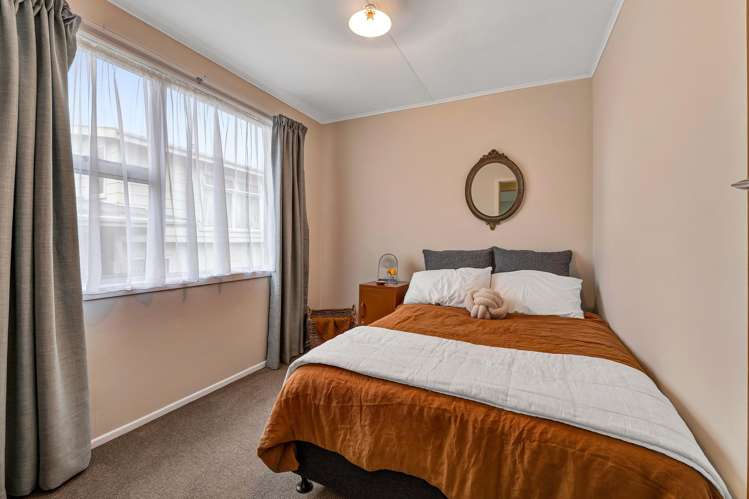 15B Mayfair Place Westown_8