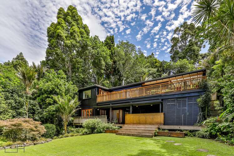 13 Takahe Road Titirangi_36