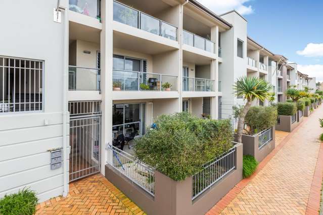 80B Michael Jones Drive Flat Bush_1