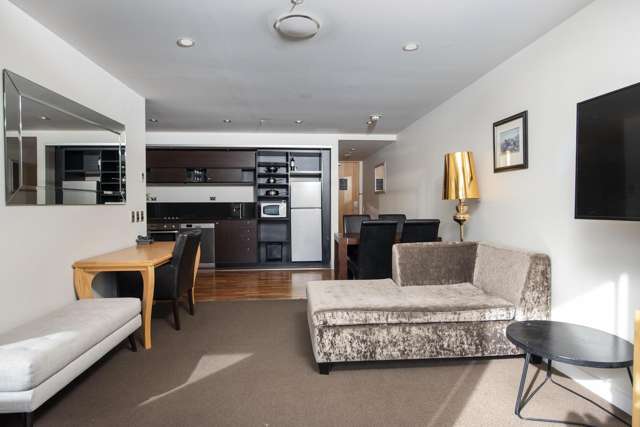 5J/257 Wakefield Street Wellington Central_1