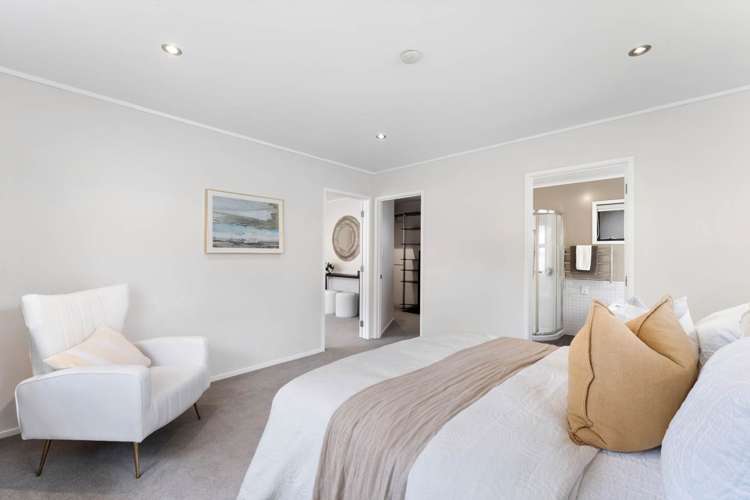 55 Meadowvale Avenue Forrest Hill_19