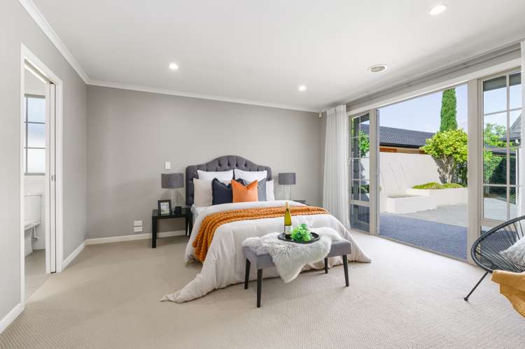 75 Huntington Drive Huntington_14