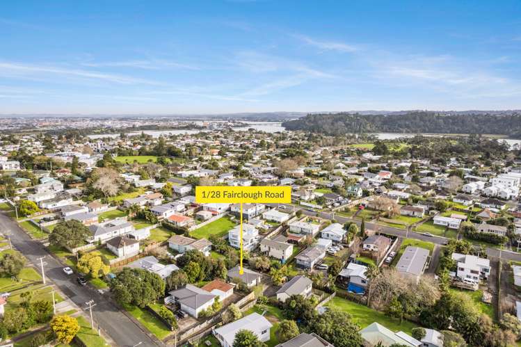 1/28 Fairclough Road Beach Haven_10