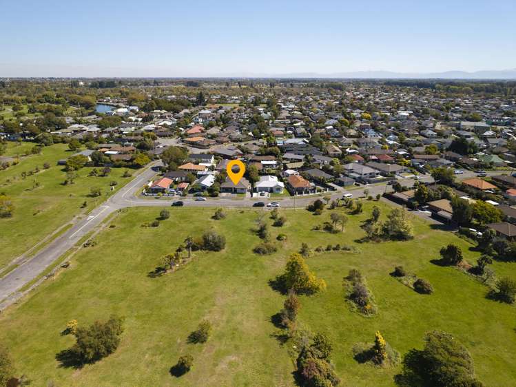 48 Reginald St Burwood_16