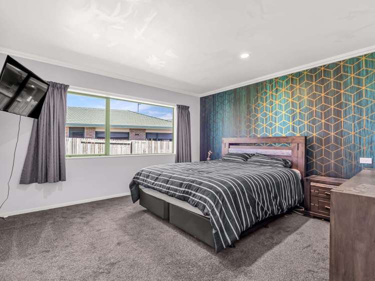 17 Barry Road Waihi_13