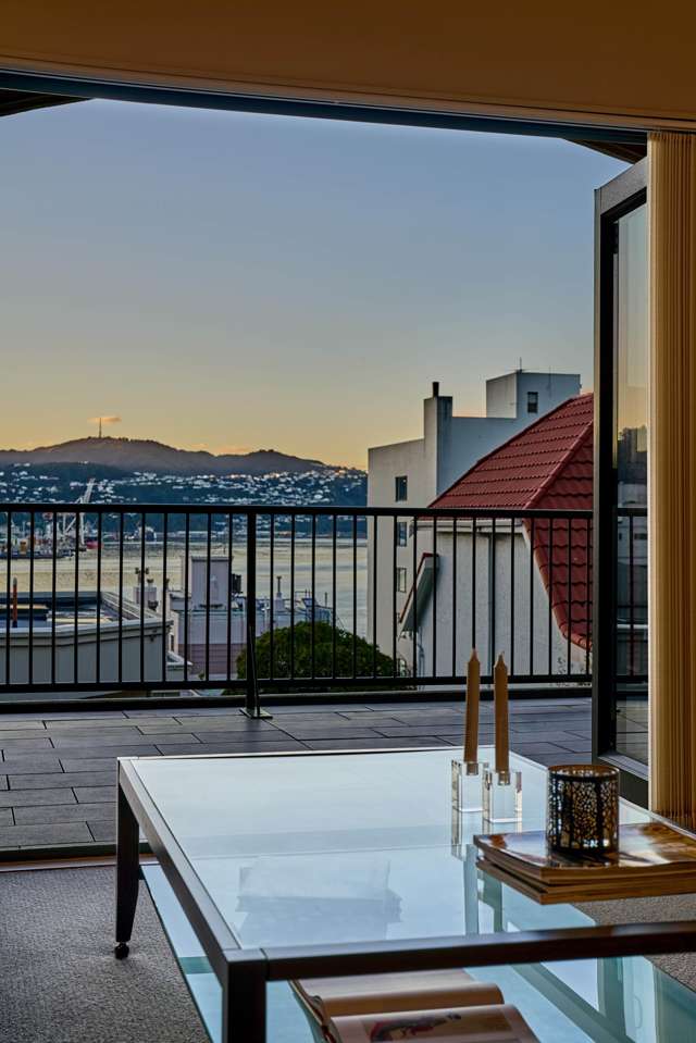 12/22 Oriental Terrace Oriental Bay_2
