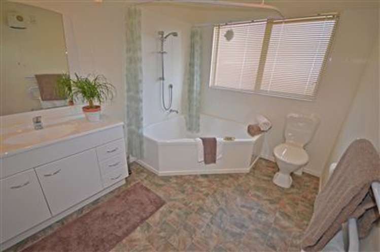 29 Carling Avenue Massey_5