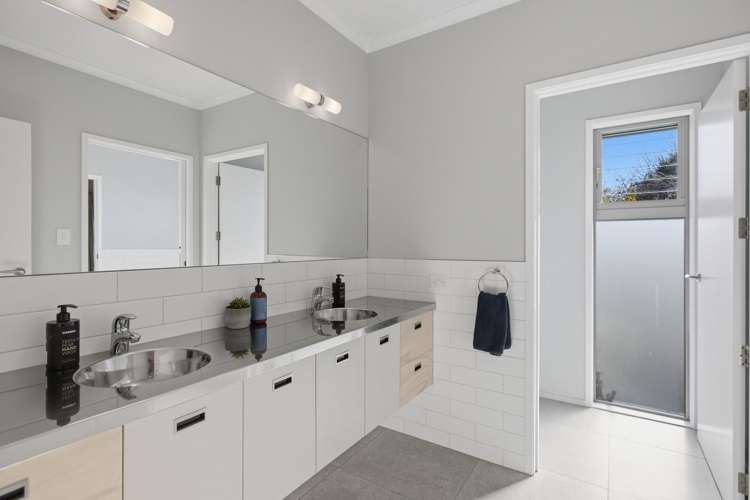 1 Honnor Place Hurdon_26