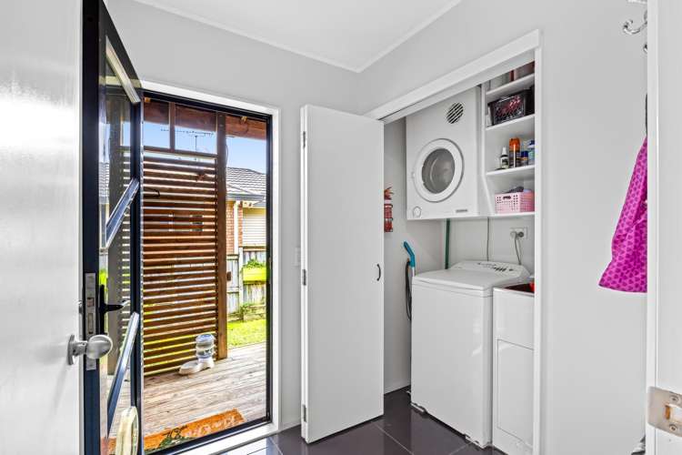 28 Donald Street Stanmore Bay_30