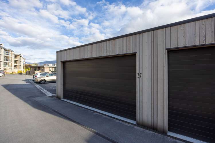 Apt 37 Marina Terrace Apartments, 65 Lakeside Road Wanaka_3