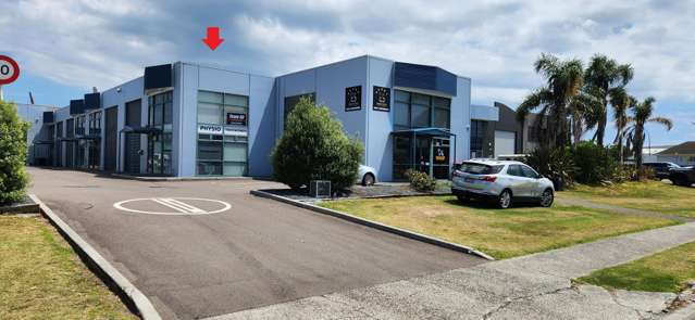 Prime warehouse and office space - Mount Maunganui