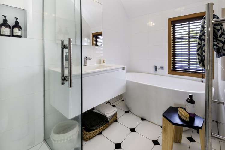 1/109 Litten Road Cockle Bay_23