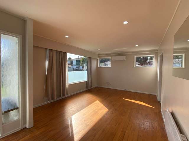 2 Selsey Lane Manurewa_4