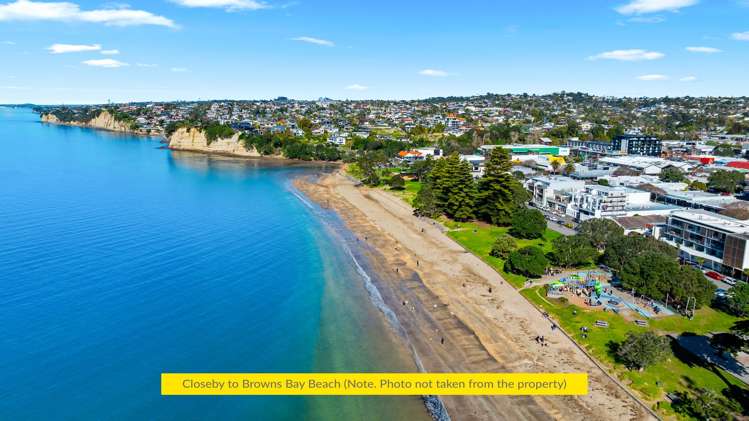 202A/525 East Coast Road Browns Bay_26