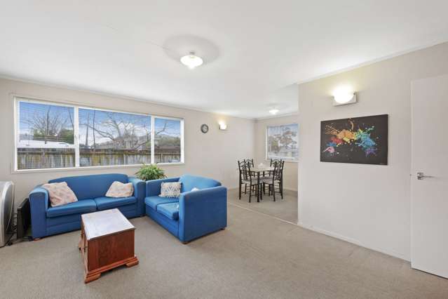 1/83 Barrack Road Mount Wellington_2