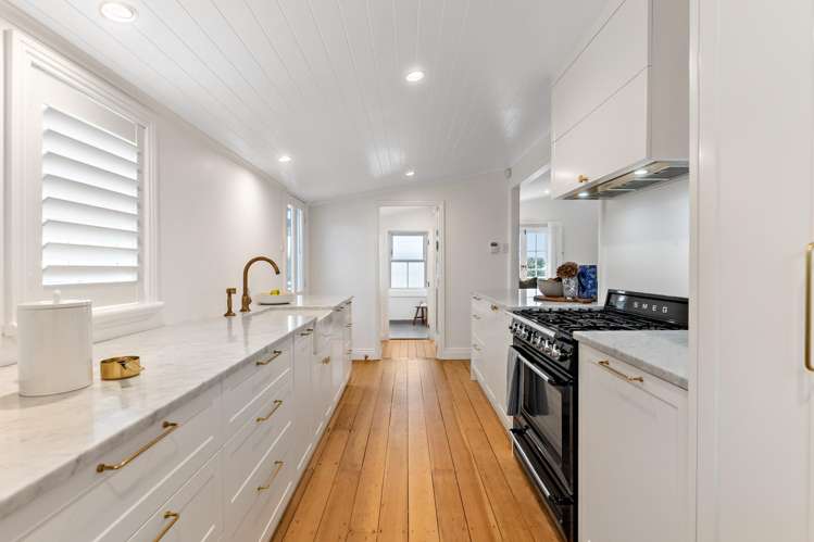 8 Fordham Street Beach Haven_10