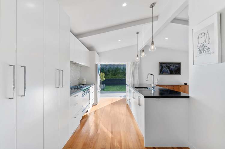 120 Methuen Road New Windsor_8