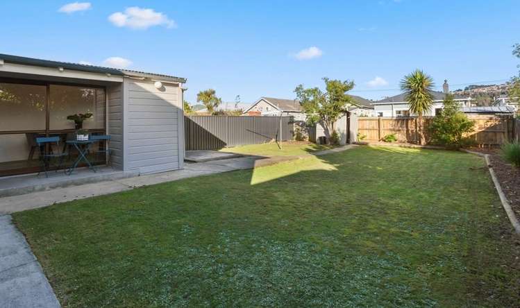 8 Alma Street Saint Kilda_13