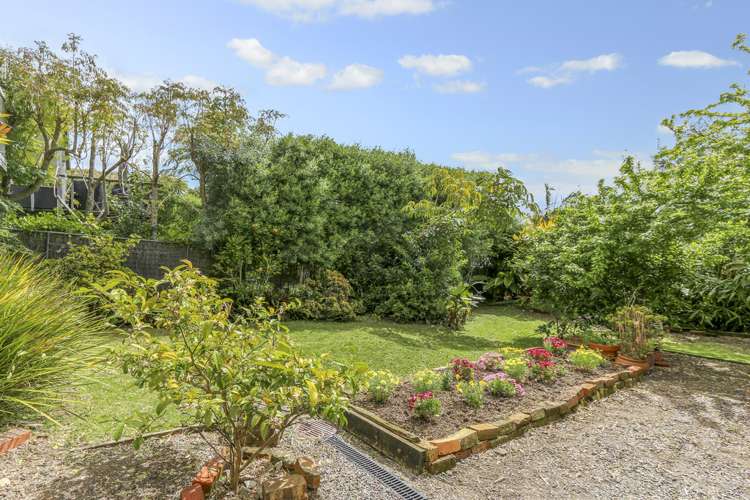 127 Crummer Road Grey Lynn_14