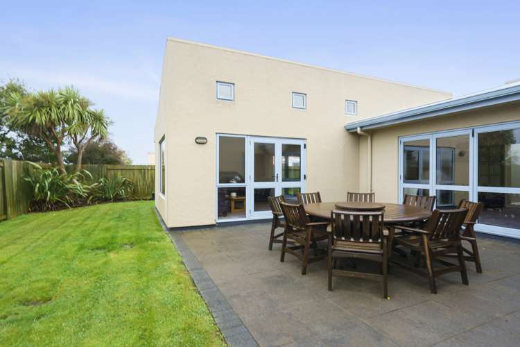 60 Navigation Drive Whitby_13